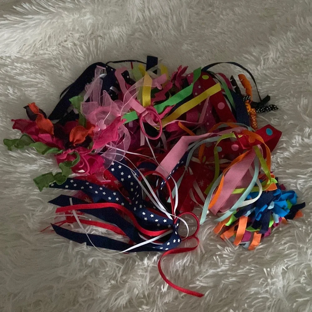 Bundle of girls' hair accessories!